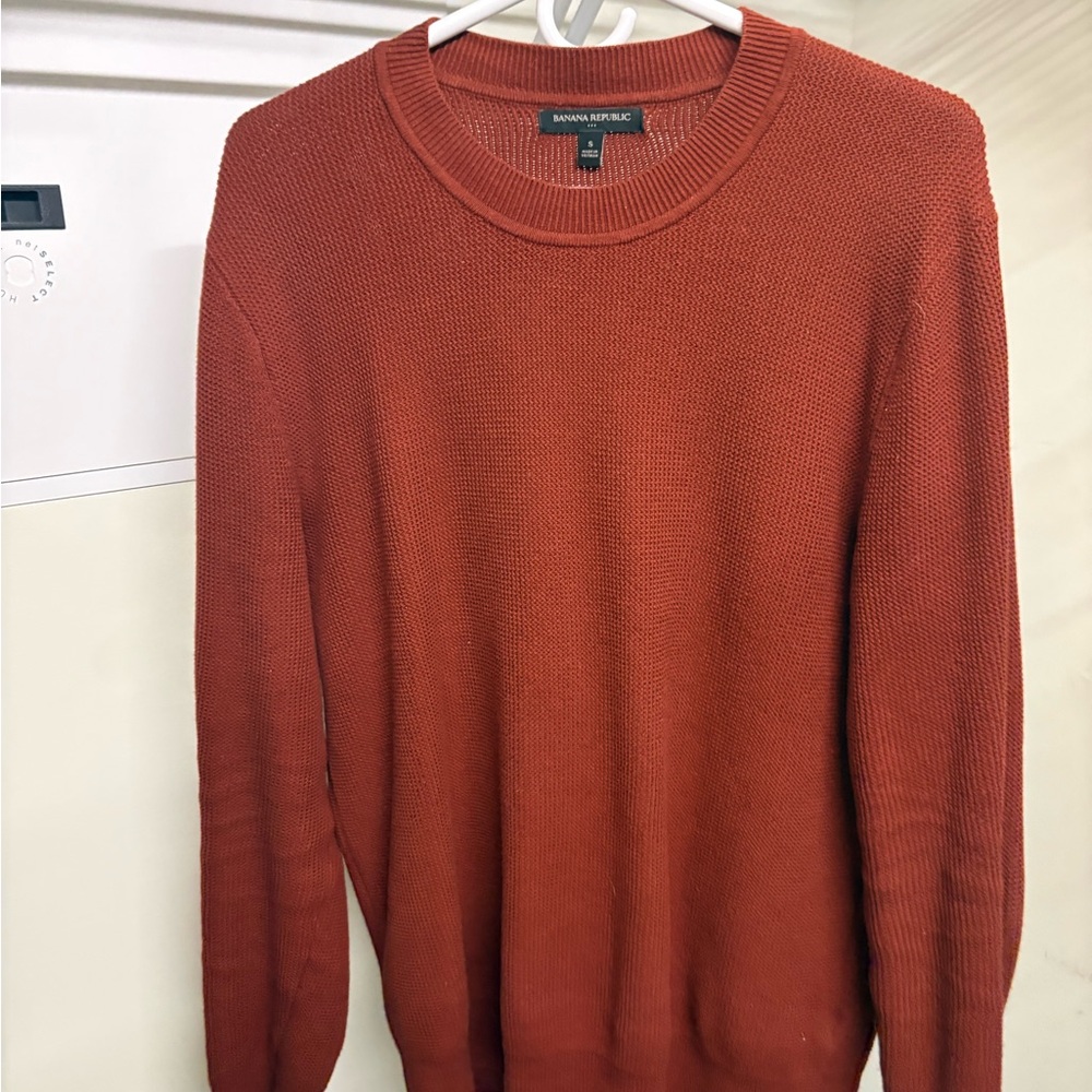 Banana Republic Men's Terracotta Crewneck Sweater